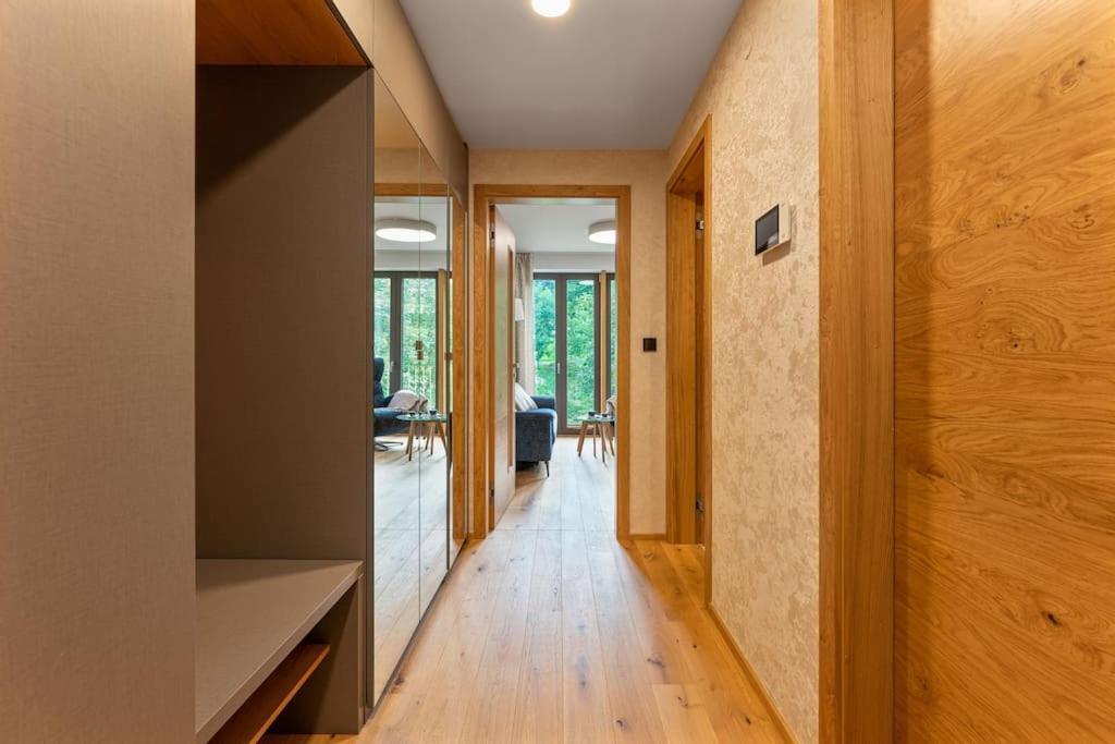 Koubek - Utulny S Vyhledem A Parkovanim Appartement *